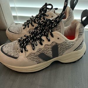 Veja Venturi Flannel Sneakers